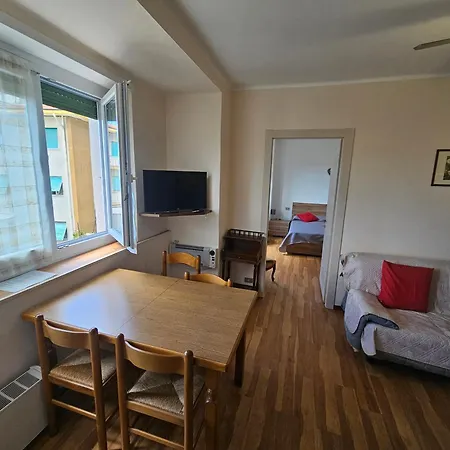 La Casa Di Aldo Al Mare Apartment *